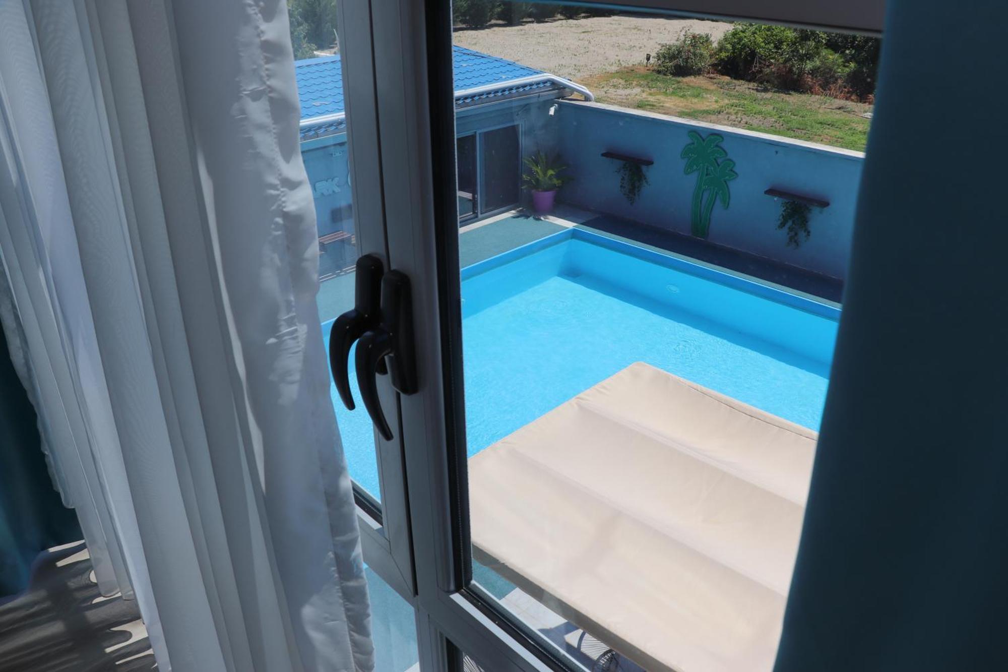 Holiday Park Verse Улцинь Экстерьер фото