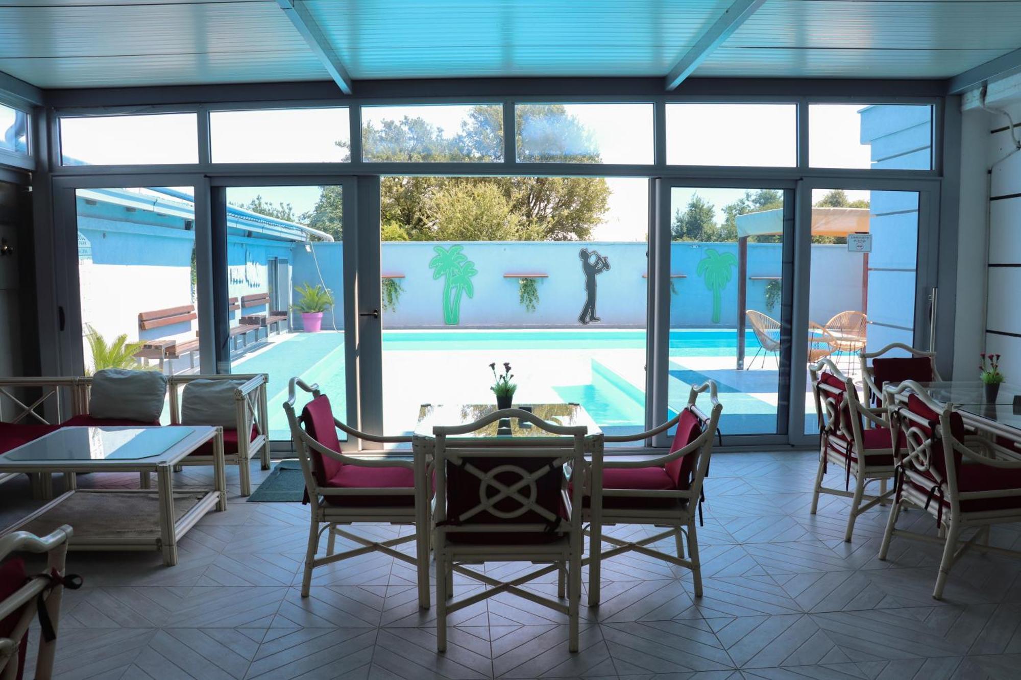 Holiday Park Verse Улцинь Экстерьер фото
