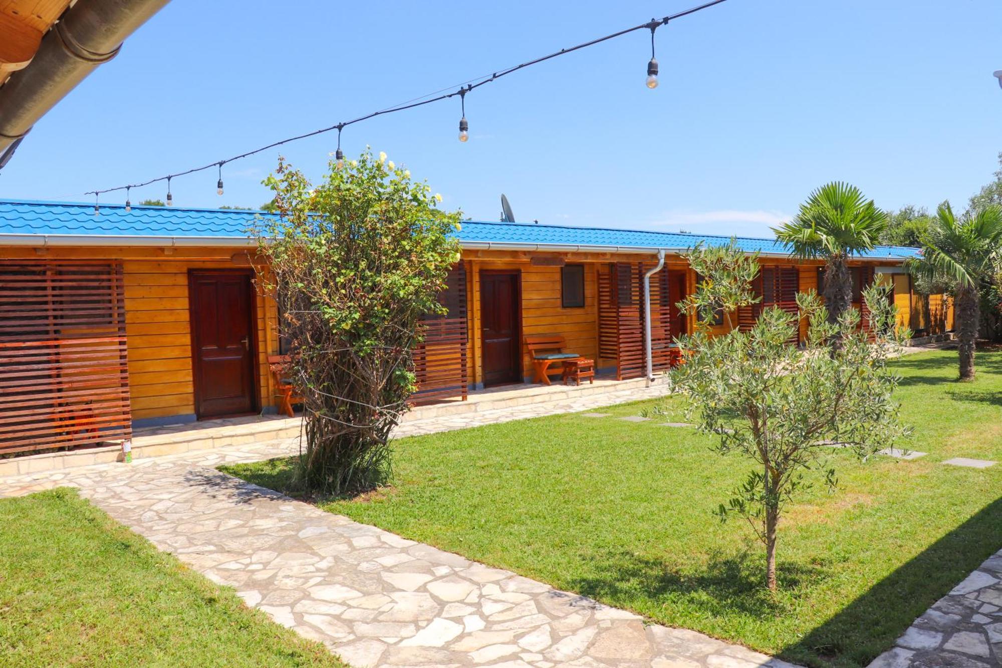 Holiday Park Verse Улцинь Экстерьер фото
